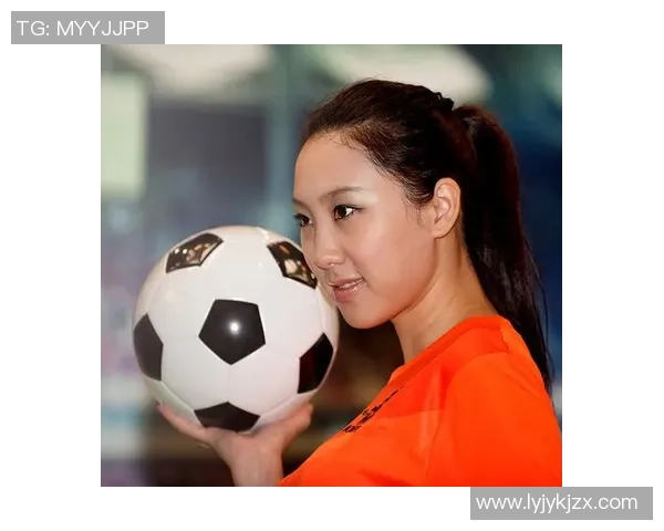 足球明星圆发型女生的时尚魅力与个性展示解析 足球明星圆发型女生的时尚魅力与个性展示解析