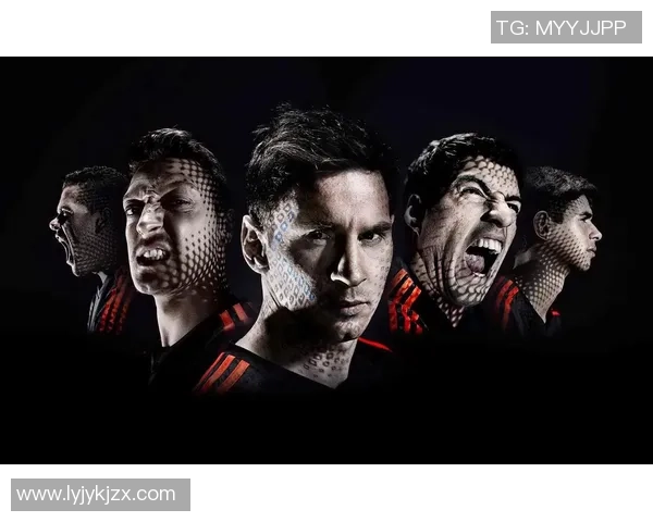 足球明星壁纸双拼设计打造个性化手机桌面完美呈现球场魅力与风采