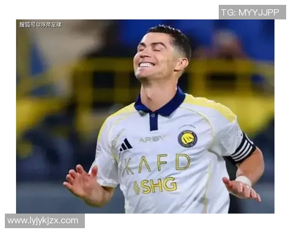 足球明星展现多才多艺的魅力与风采，超越绿茵场的精彩人生