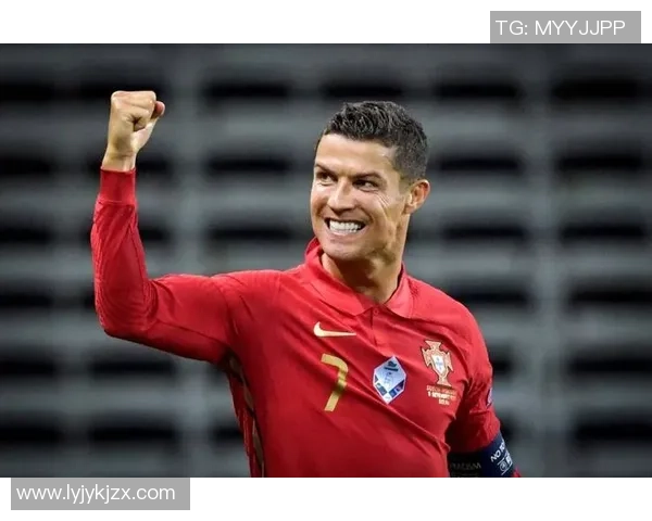 足球明星情感历程揭秘与图片分析全景展示