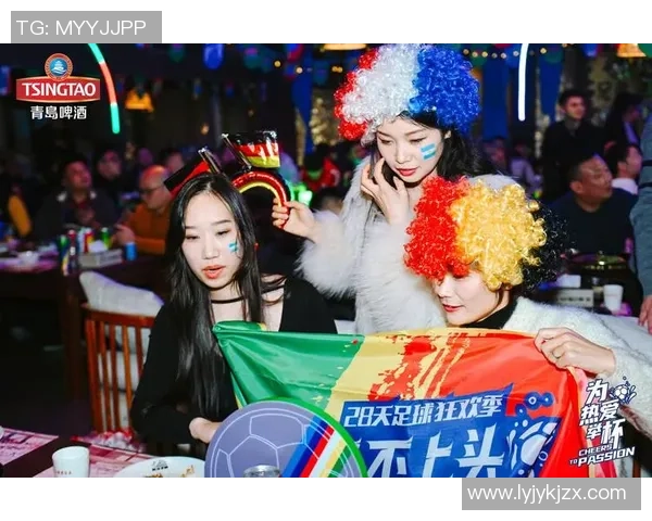 足球明星畅饮啤酒精彩瞬间高清视频回顾尽享运动与欢聚的乐趣