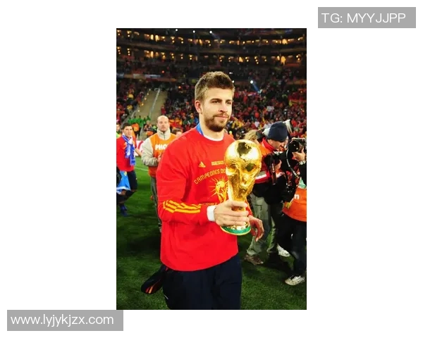 足球明星皮克携手打造个人品牌引领时尚潮流与运动风尚的完美结合 足球明星皮克携手打造个人品牌引领时尚潮流与运动风尚的完美结合