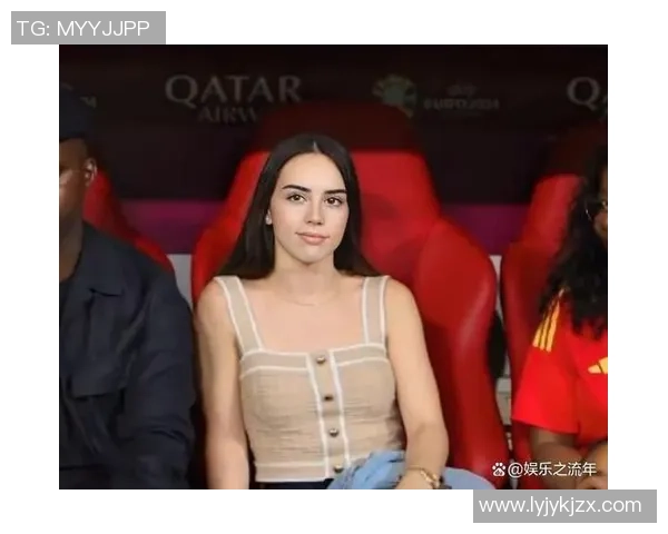 足球明星背后的女人们:她们的爱情故事与生活点滴 足球明星背后的女人们:她们的爱情故事与生活点滴